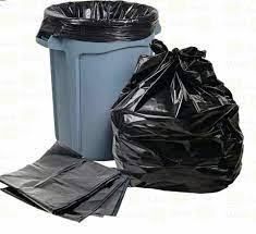 شنط زباله وسط نص كيلو